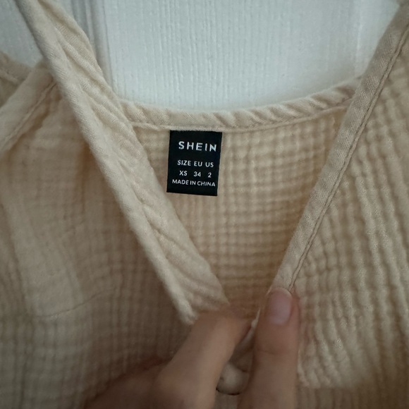 Button front dress - Picture 2 of 4